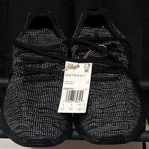 Adidas Swift Run Sneakers